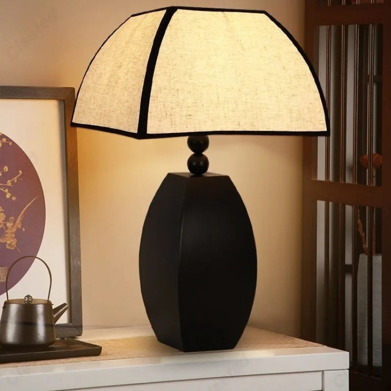 Lampe de Table Ajourée Noire - Japonais Zen
