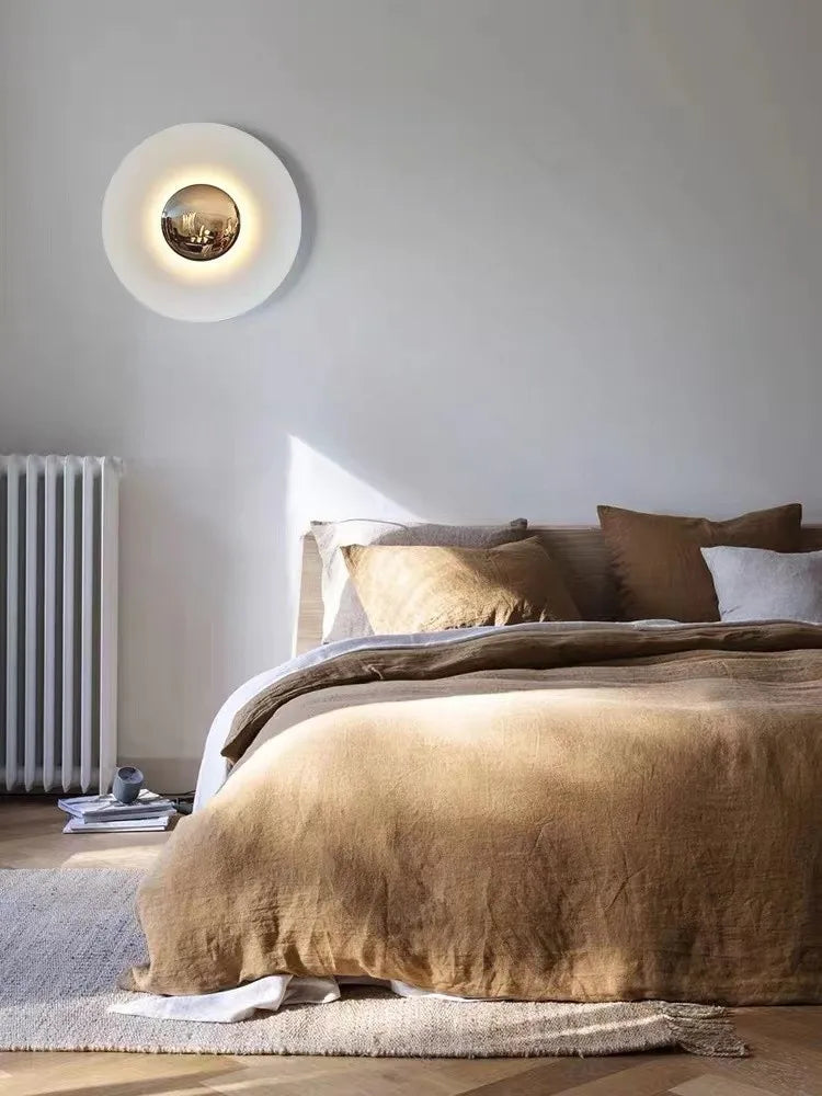 Applique murale LED ronde minimaliste - Lumière Elégante