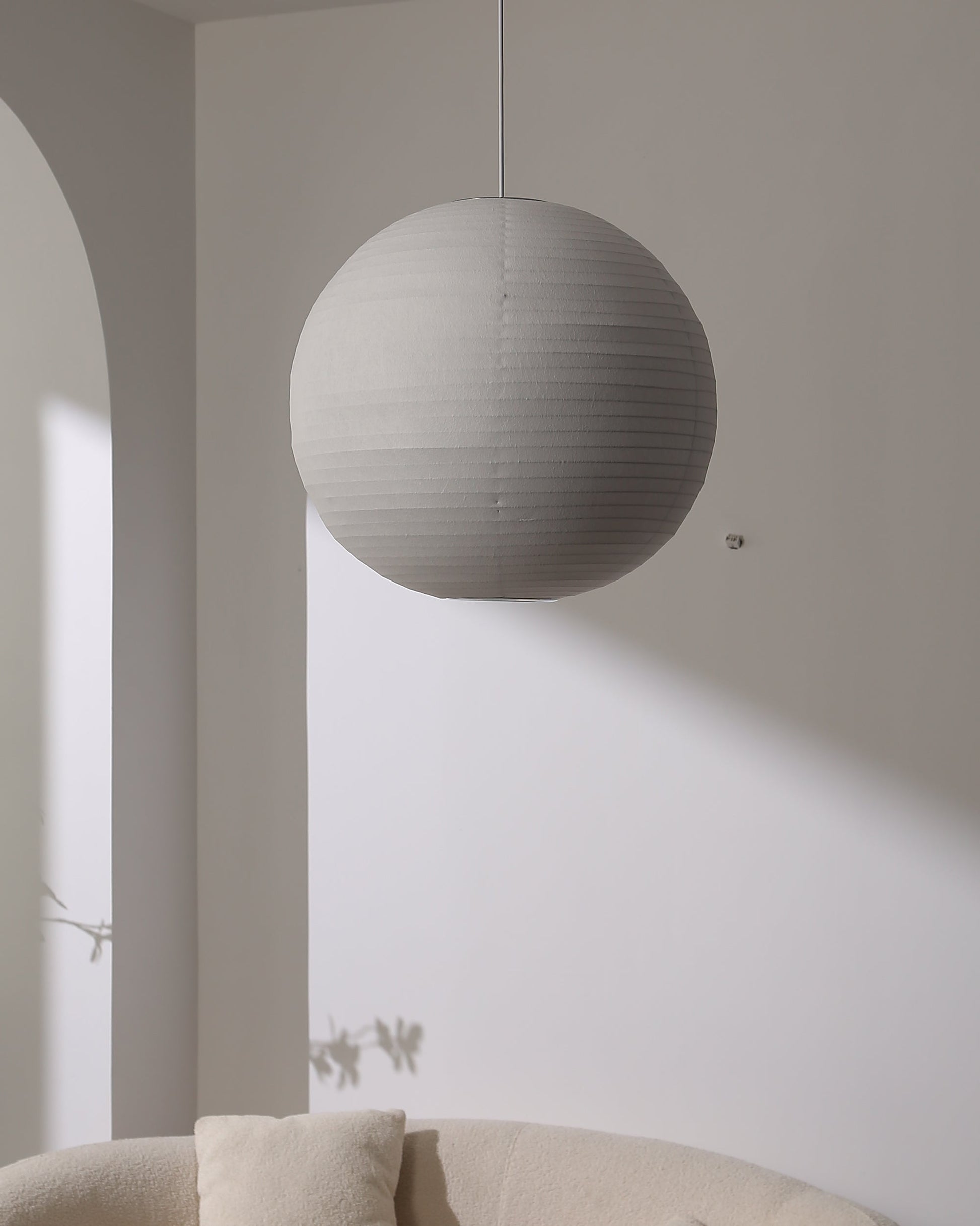Suspension – Globe de Soie Japandi