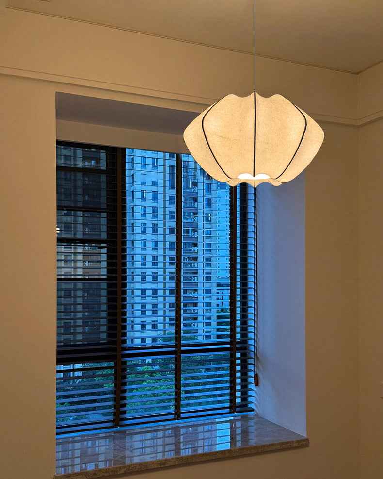 Suspension en Soie – Design Japandi