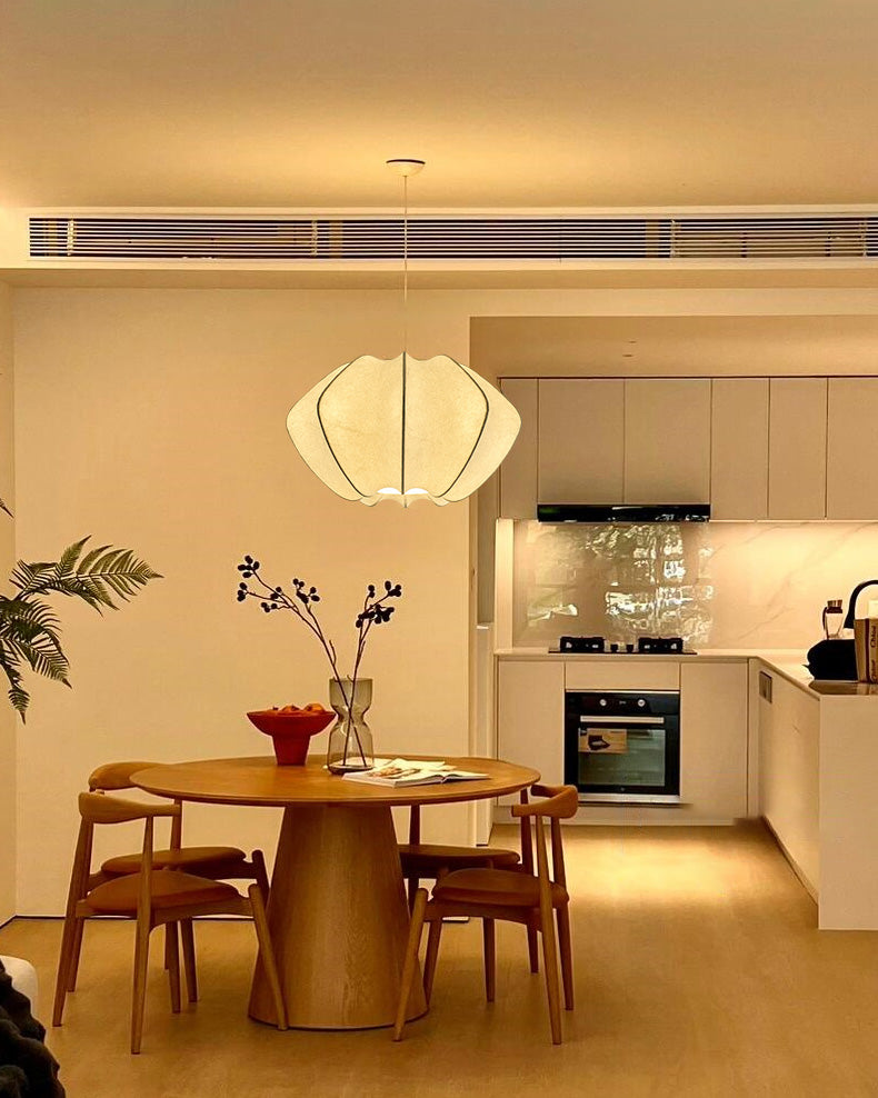 Suspension en Soie – Design Japandi