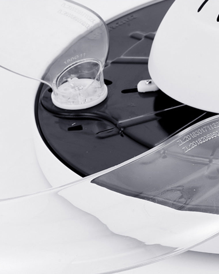 Ventilateur de Plafond Rétractable au Design Contemporain-AeroLux