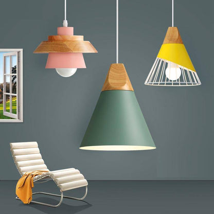Suspension Nordic en Métal Coloré et Bois - Élégance Graphique-4